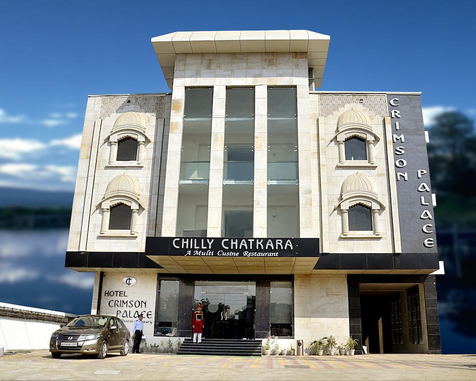 Hotel Crimson Palace Agra  Exteriör bild